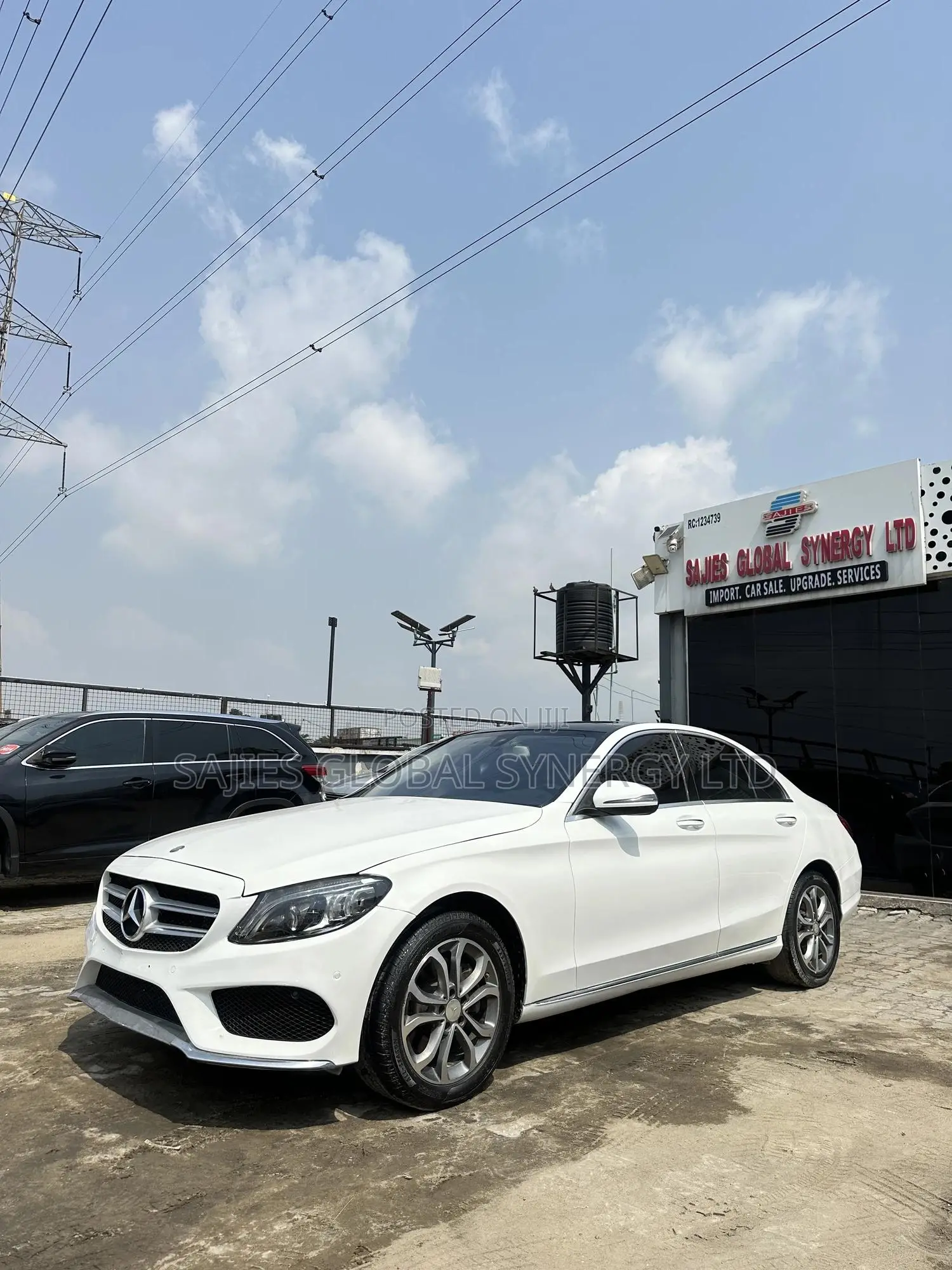 Mercedes-Benz C300 Luxury 4dr AWD 4Matic Sedan (2.0L 4cyl 7A) 2015