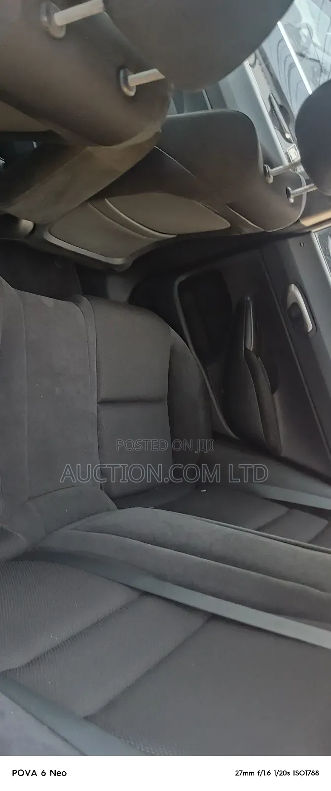 Honda Civic 1.8 5 Door Automatic 2011 Silver
