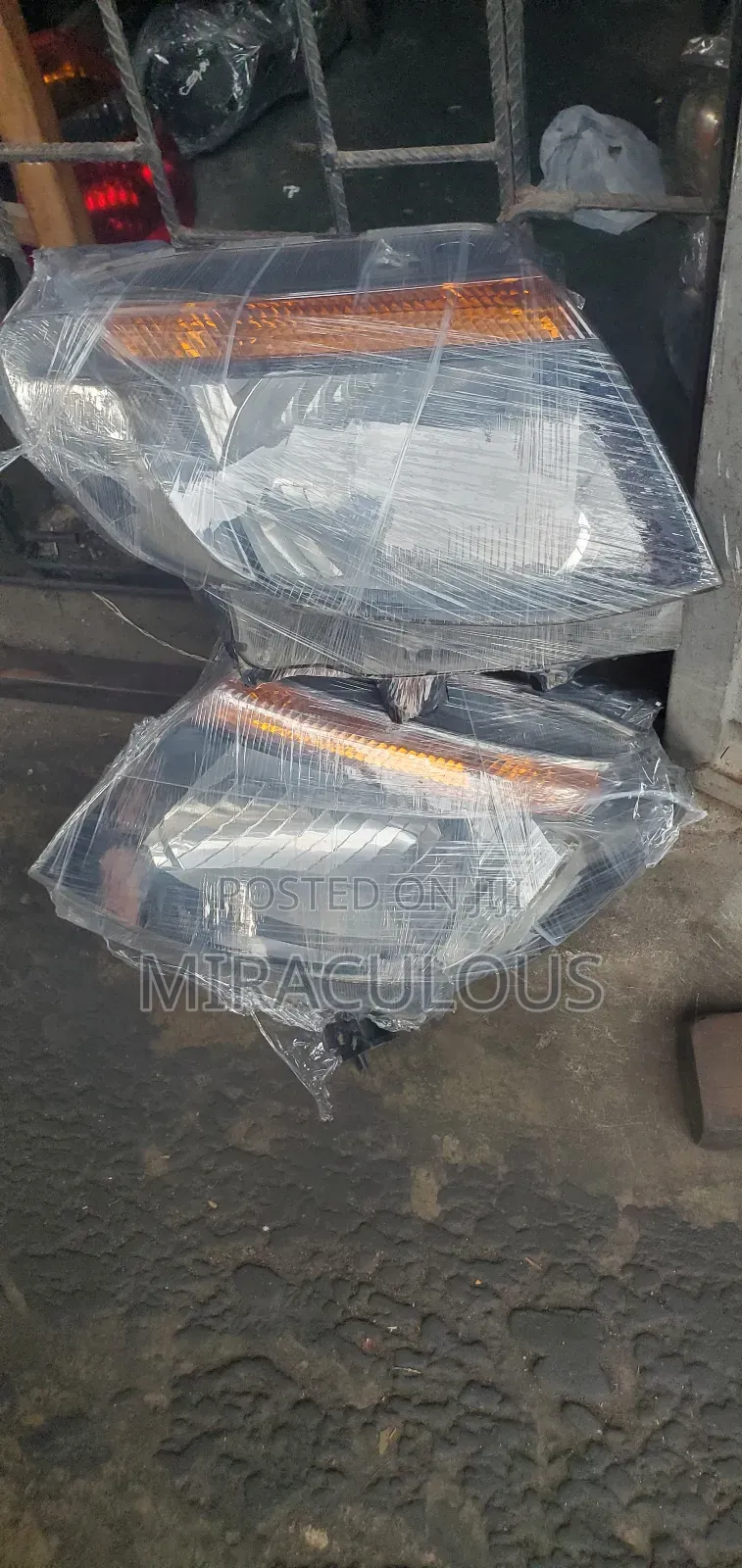 Headlight Ford Ranger 2012 Model Set