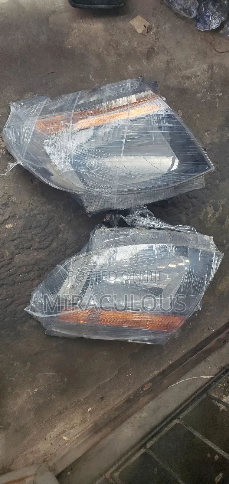 Headlight Ford Ranger 2012 Model Set