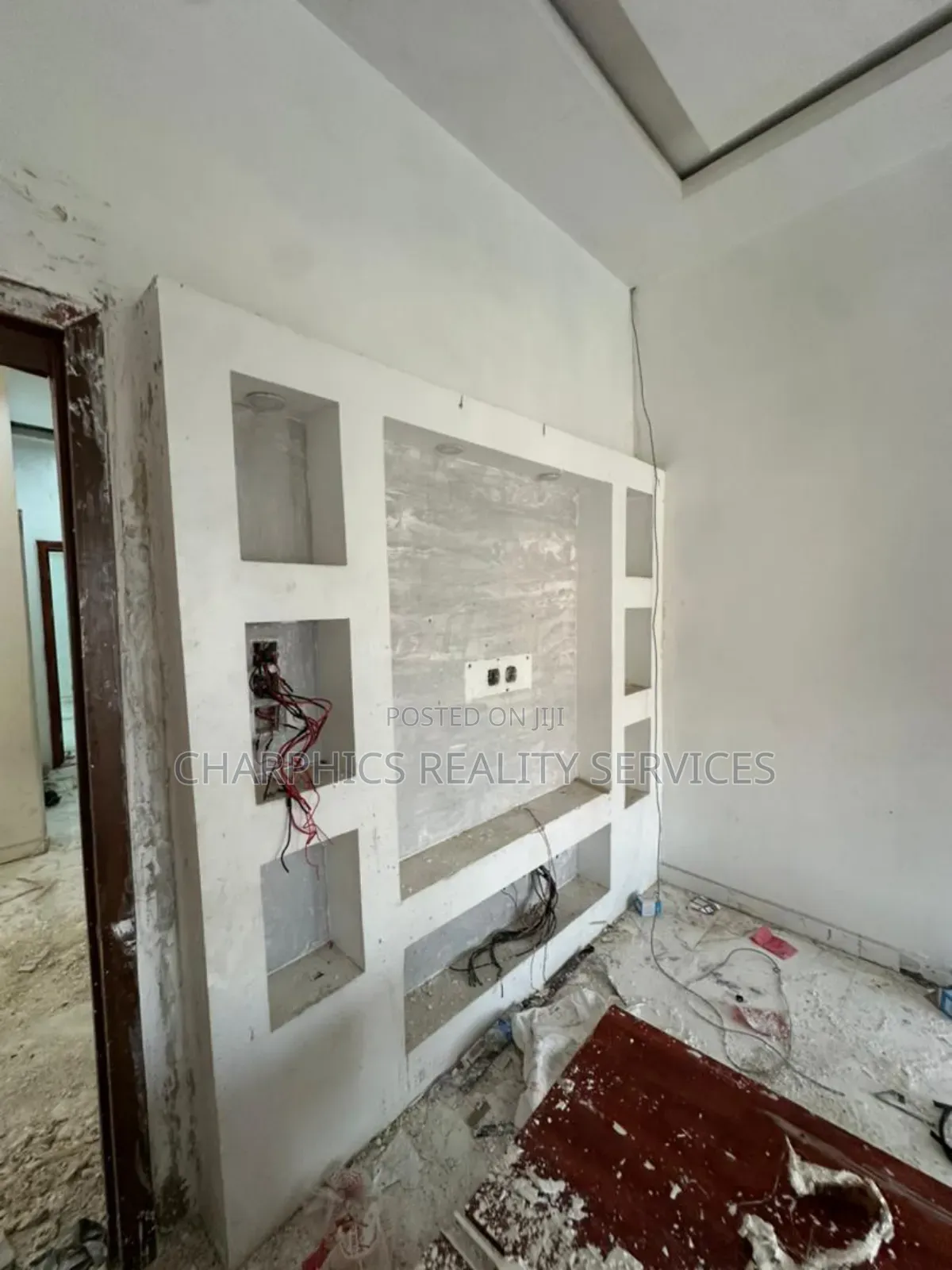 4bdrm Duplex in Ikota for rent