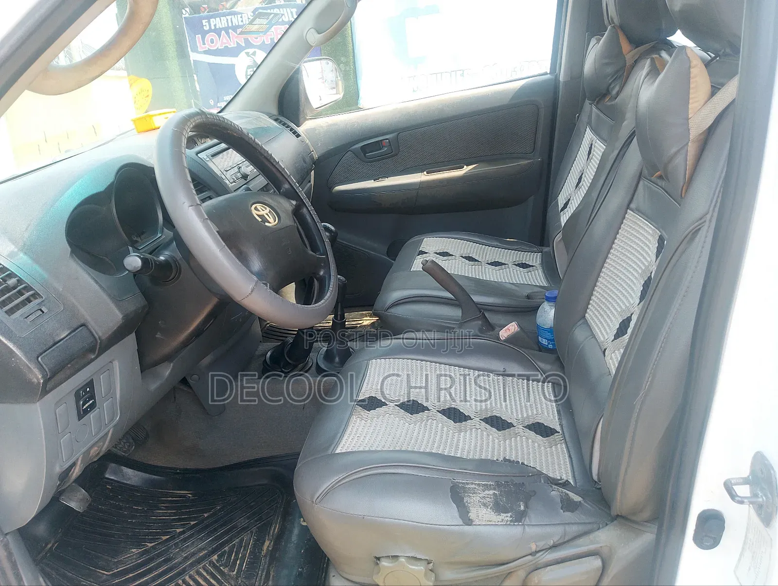 Toyota Hilux 2.5 D-4D SRX 2010 White