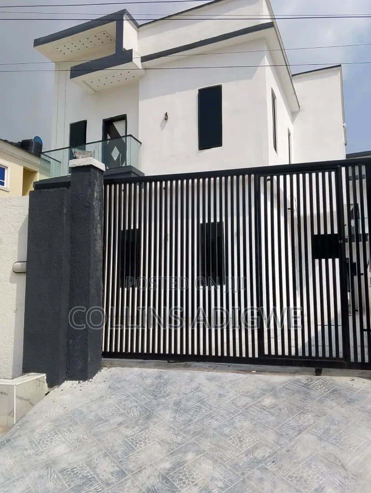 5bdrm Duplex in Call To Enter Estate for sale