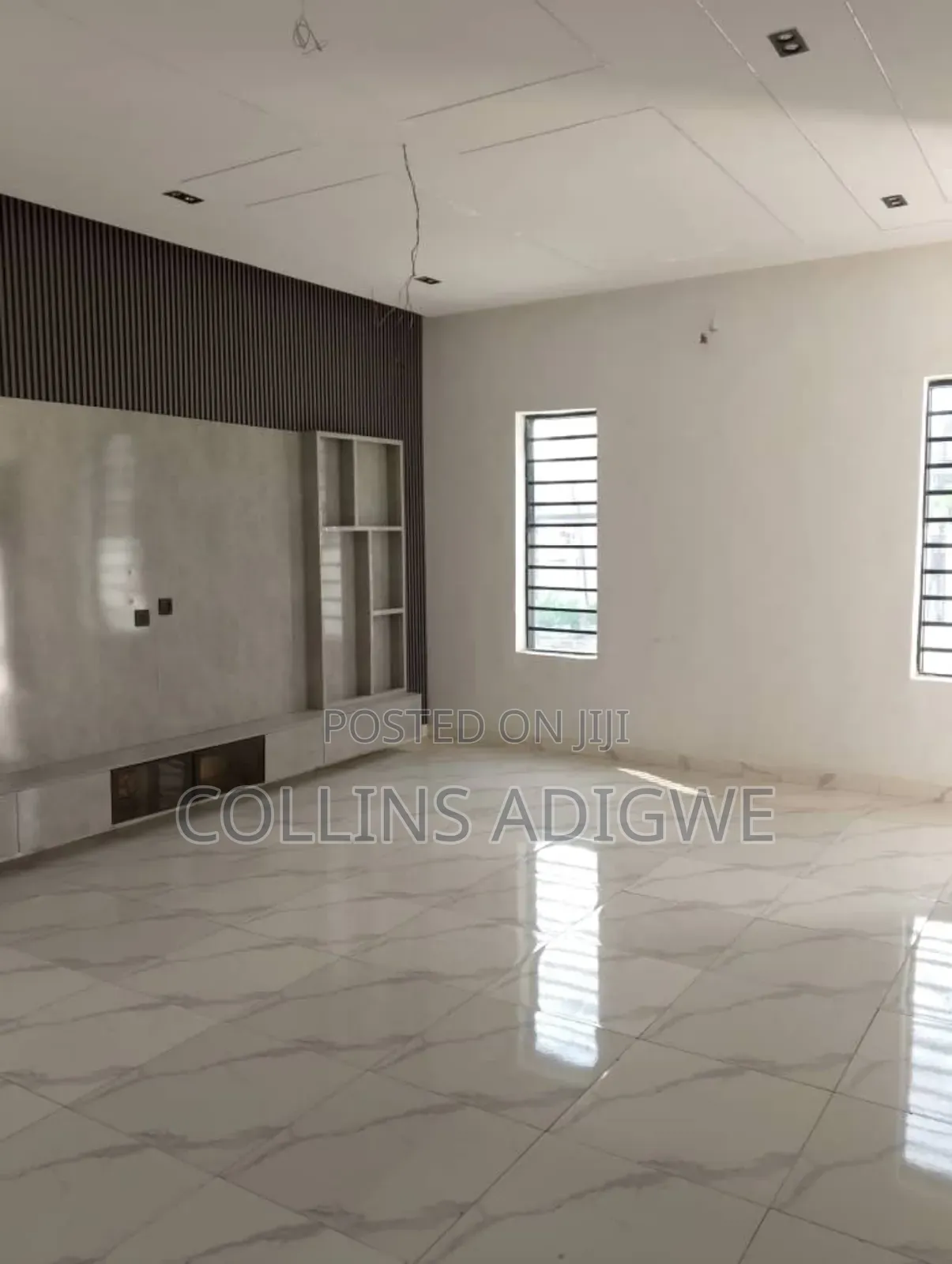 5bdrm Duplex in Call To Enter Estate for sale