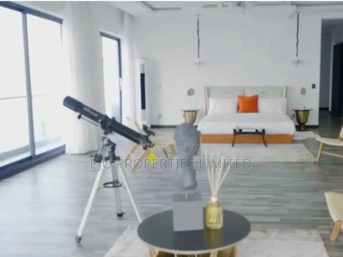 Furnished 5bdrm Mansion in Banana Island for sale