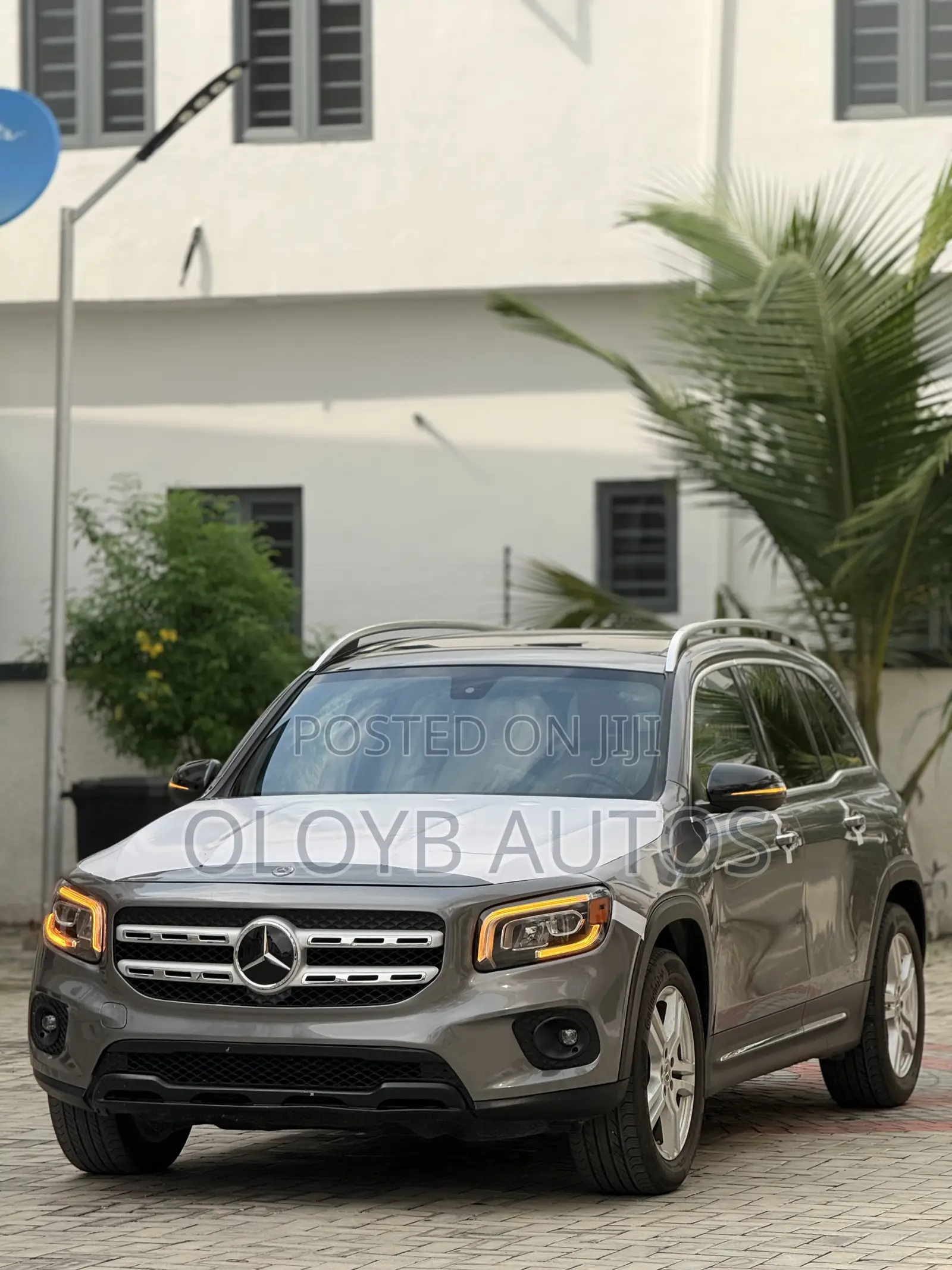 Mercedes-Benz GLB-Class GLB 250 4MATIC 2021 Gray