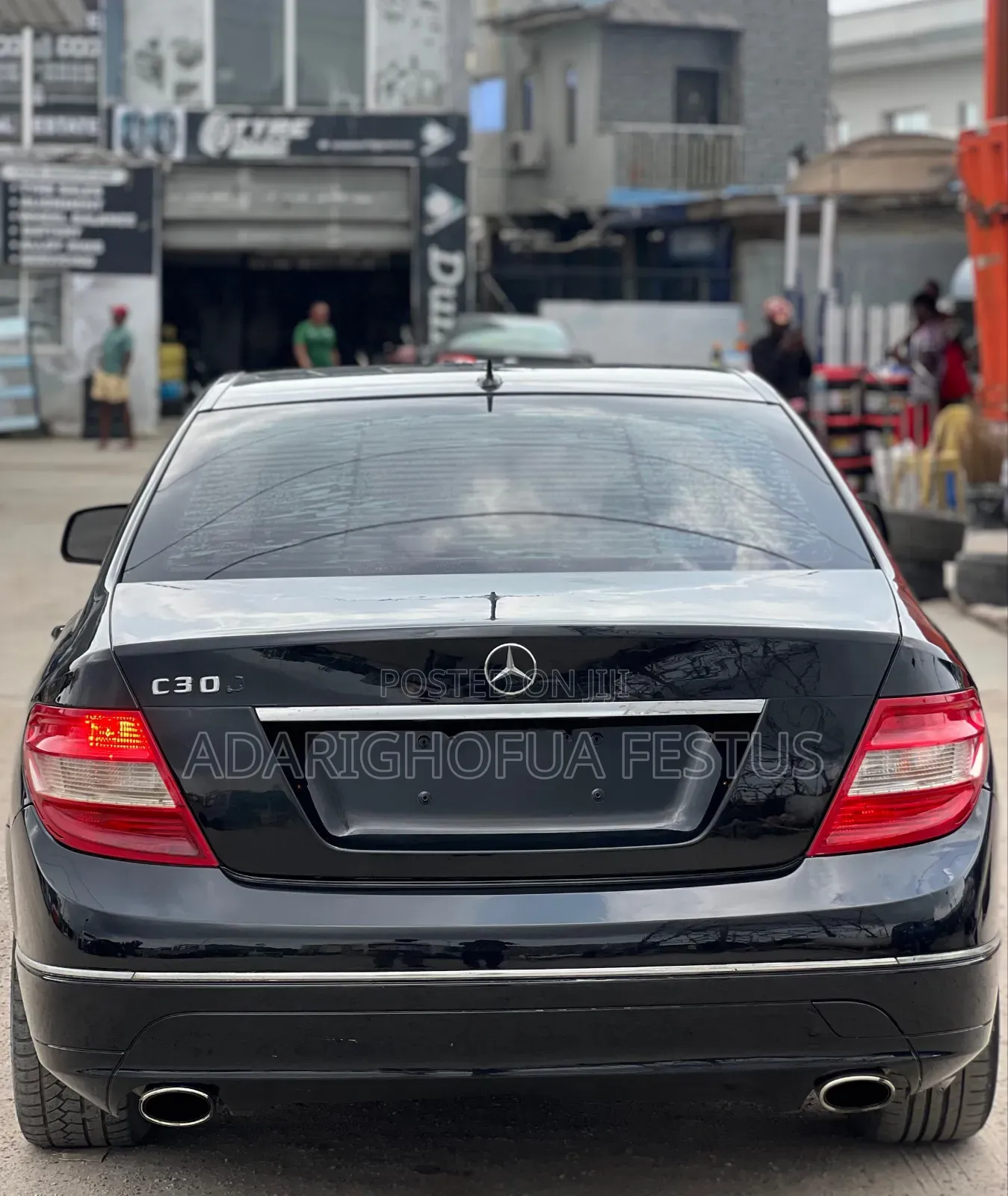 Mercedes-Benz C300 2010 Black