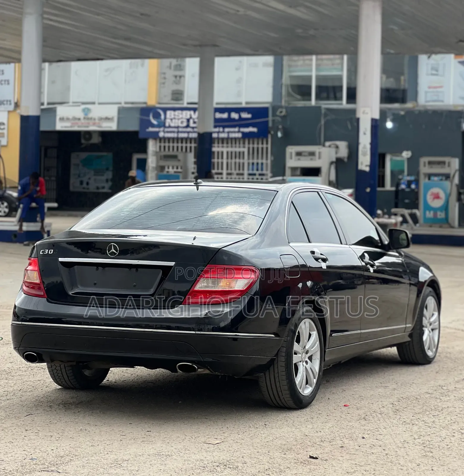 Mercedes-Benz C300 2010 Black
