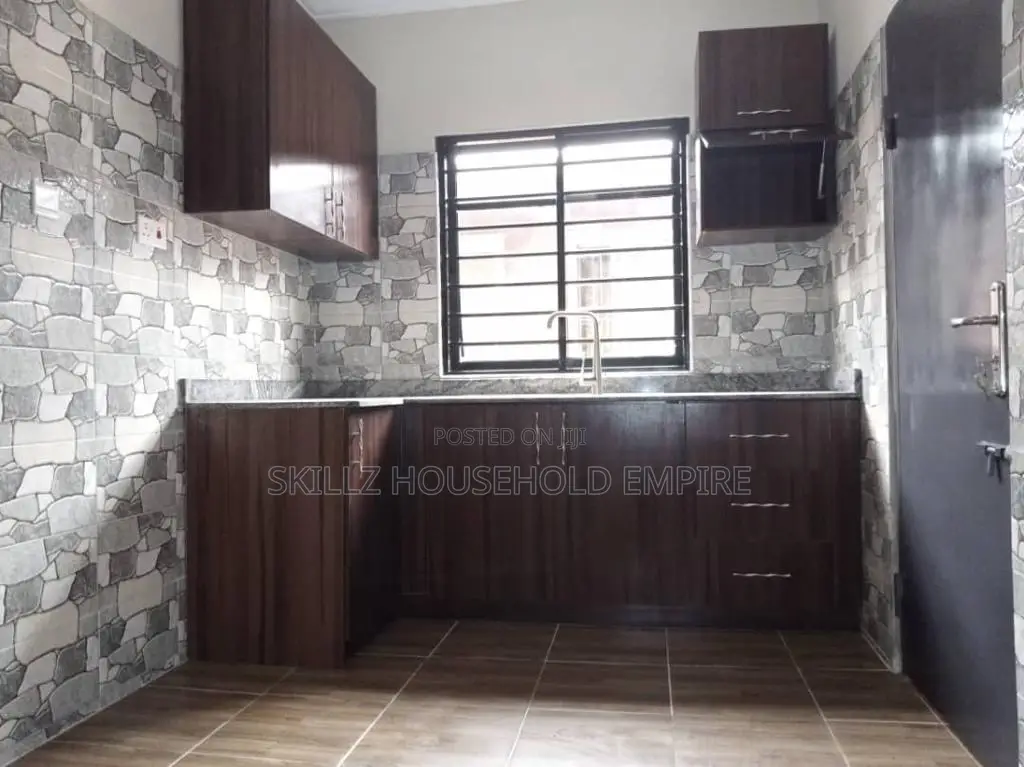 Professional Tiler