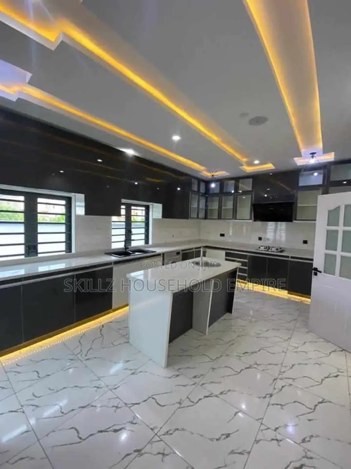 Professional Tiler