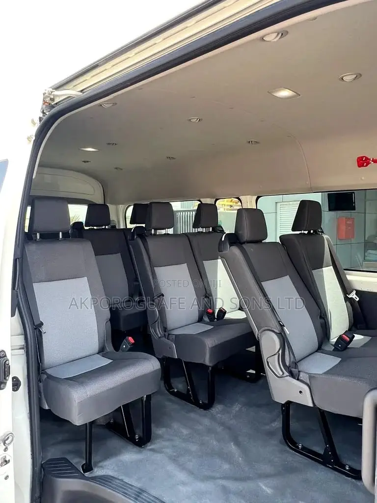 Toyota HiAce 2020 White