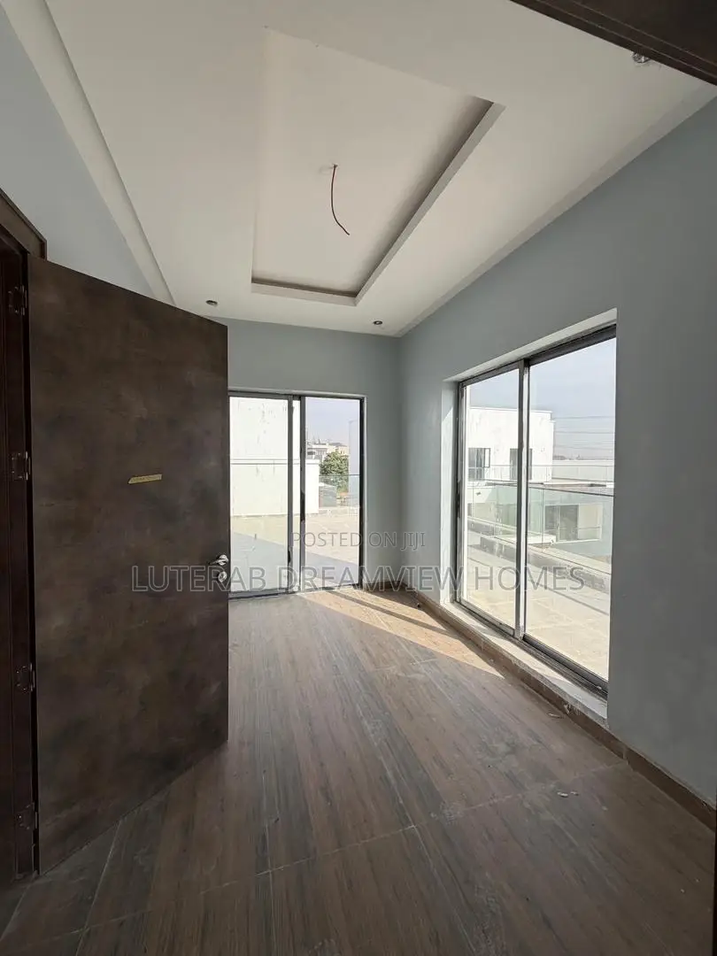 5bdrm Duplex in Katampe Extension for sale
