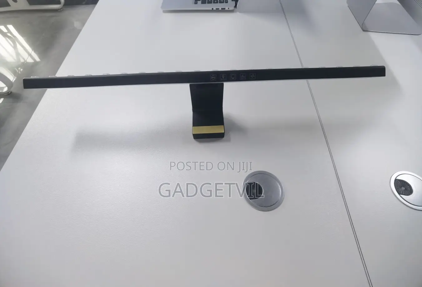 Rhythm Atmosphere Monitor Flat Screen Hanging Fill Light