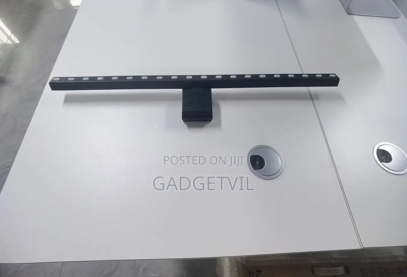 Rhythm Atmosphere Monitor Flat Screen Hanging Fill Light