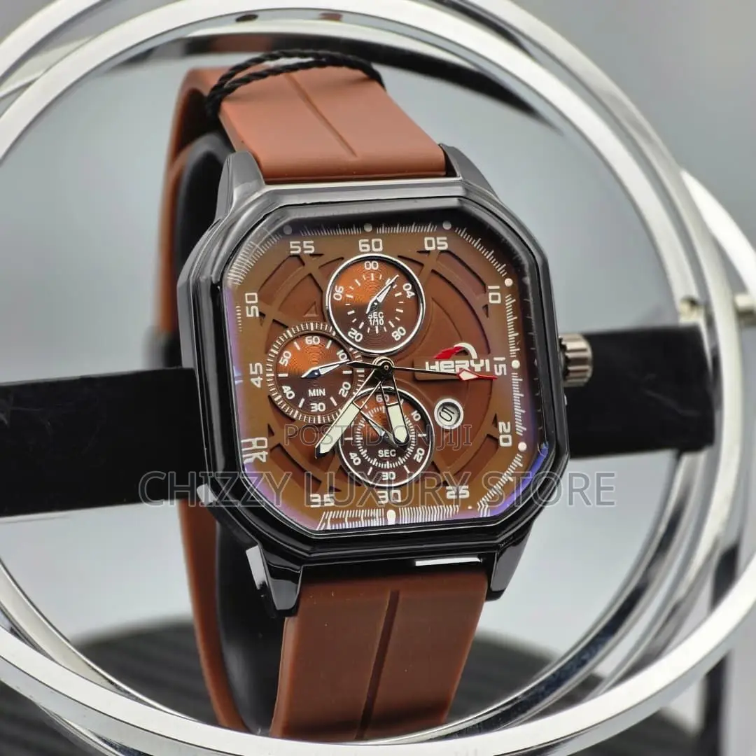 Heryi Quality Luxury Men Rubber Strap Wristwatch