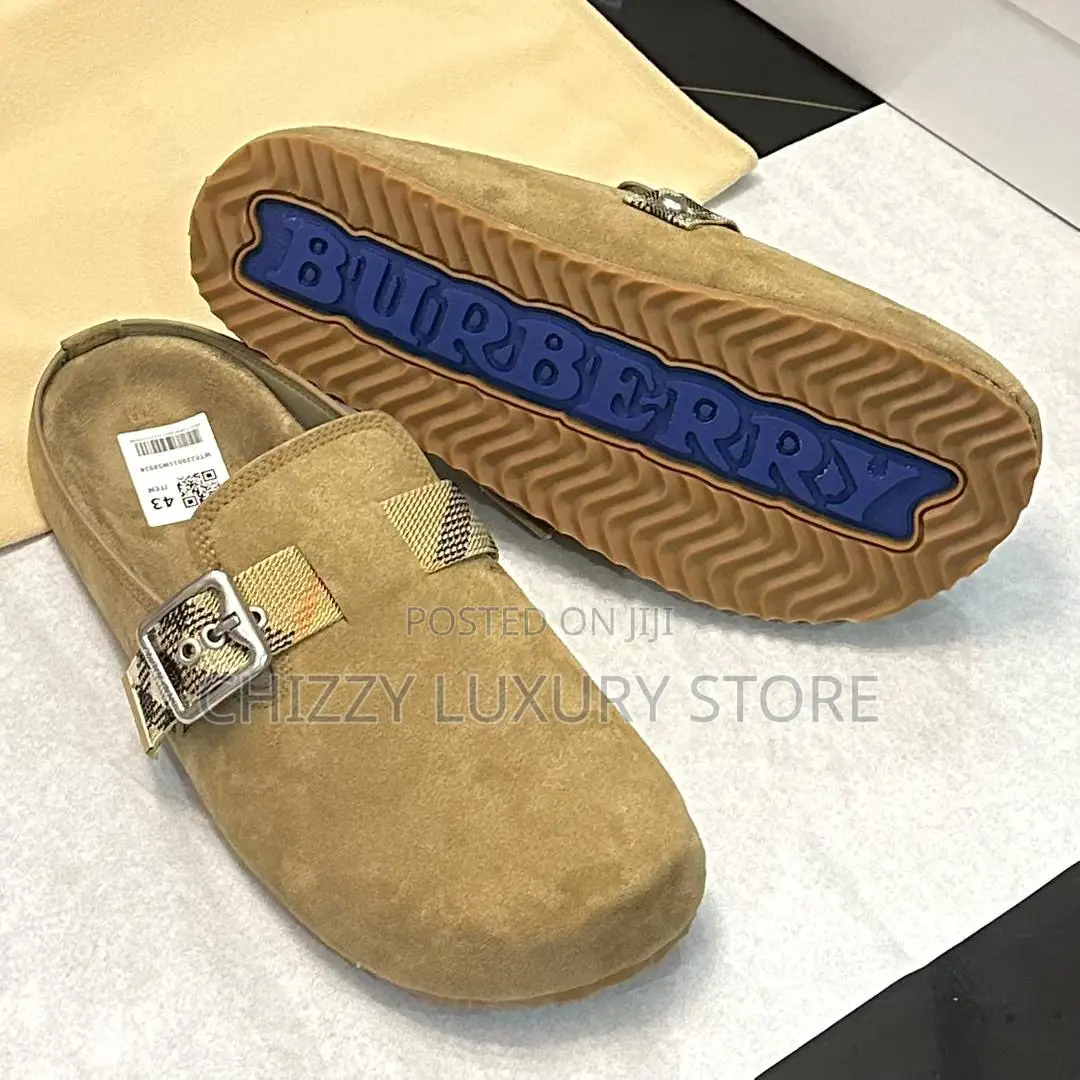 Burberry Quality Luxury Men Half Shoe