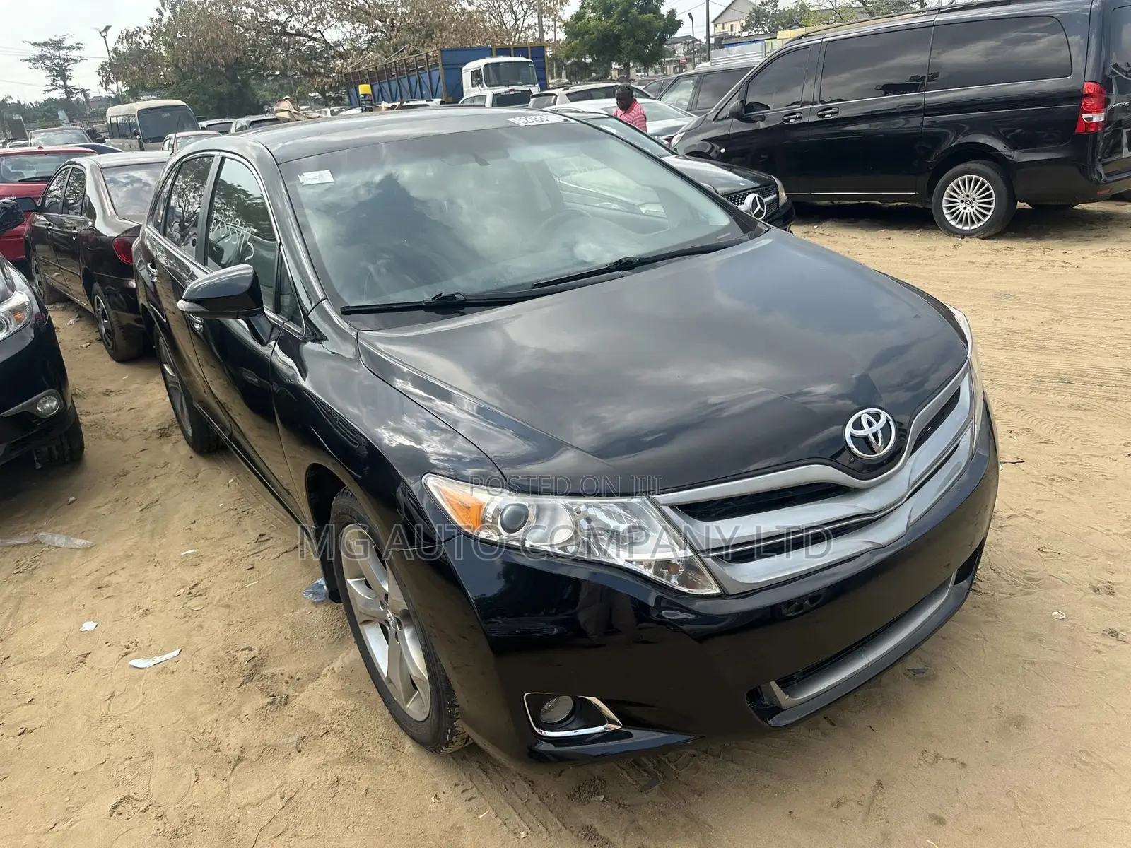 Toyota Venza XLE 4dr Wagon AWD (3.5L 6cyl 6A) 2015 Black