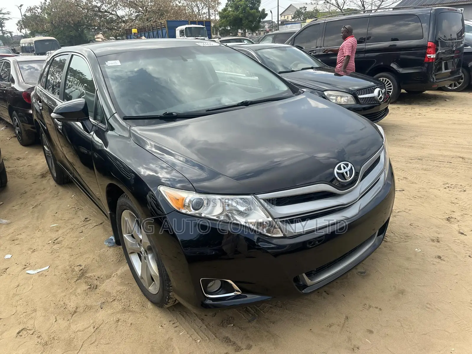 Toyota Venza XLE 4dr Wagon AWD (3.5L 6cyl 6A) 2015 Black