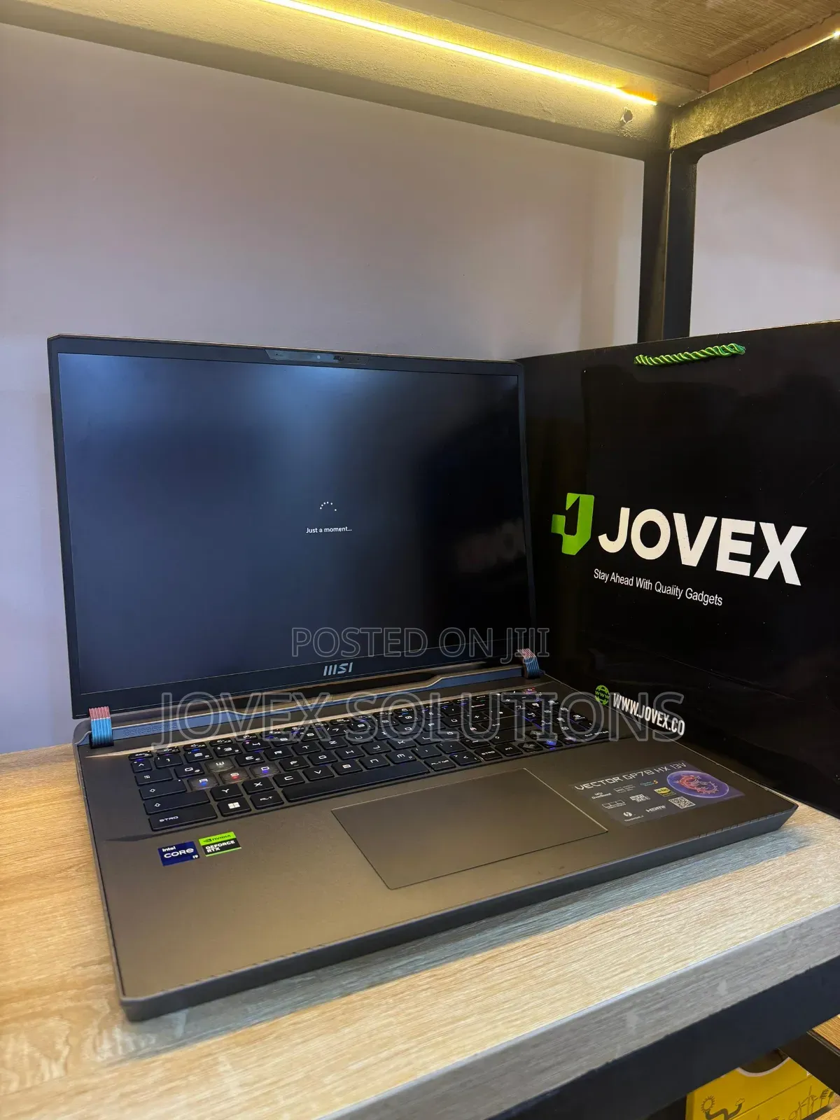 Laptop MSI Vector GP68 HX 13V 32GB Intel Core I9 SSD 1T