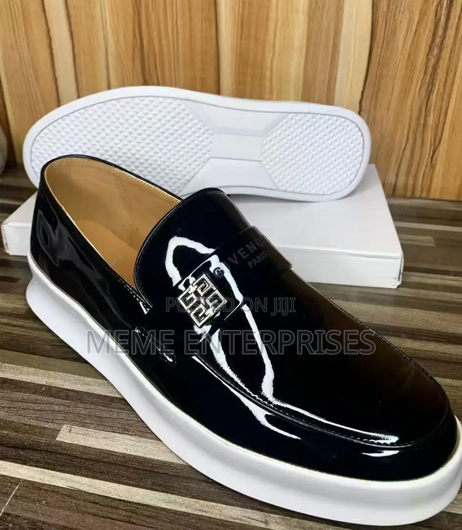Givenchy _Loafer 