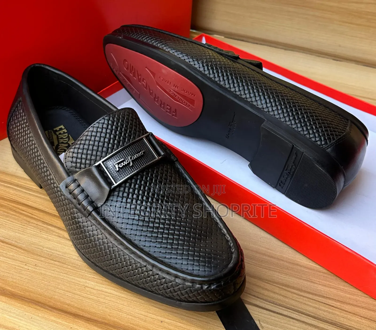 Quality Ferragamo Shoe