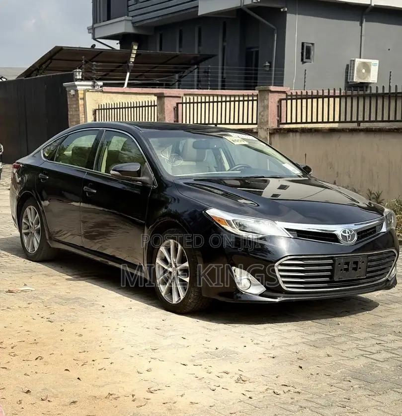 Toyota Avalon 2014 Black