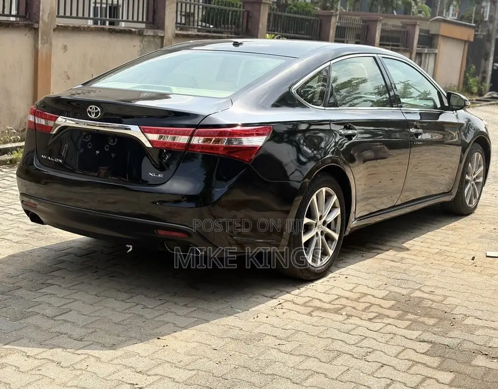 Toyota Avalon 2014 Black