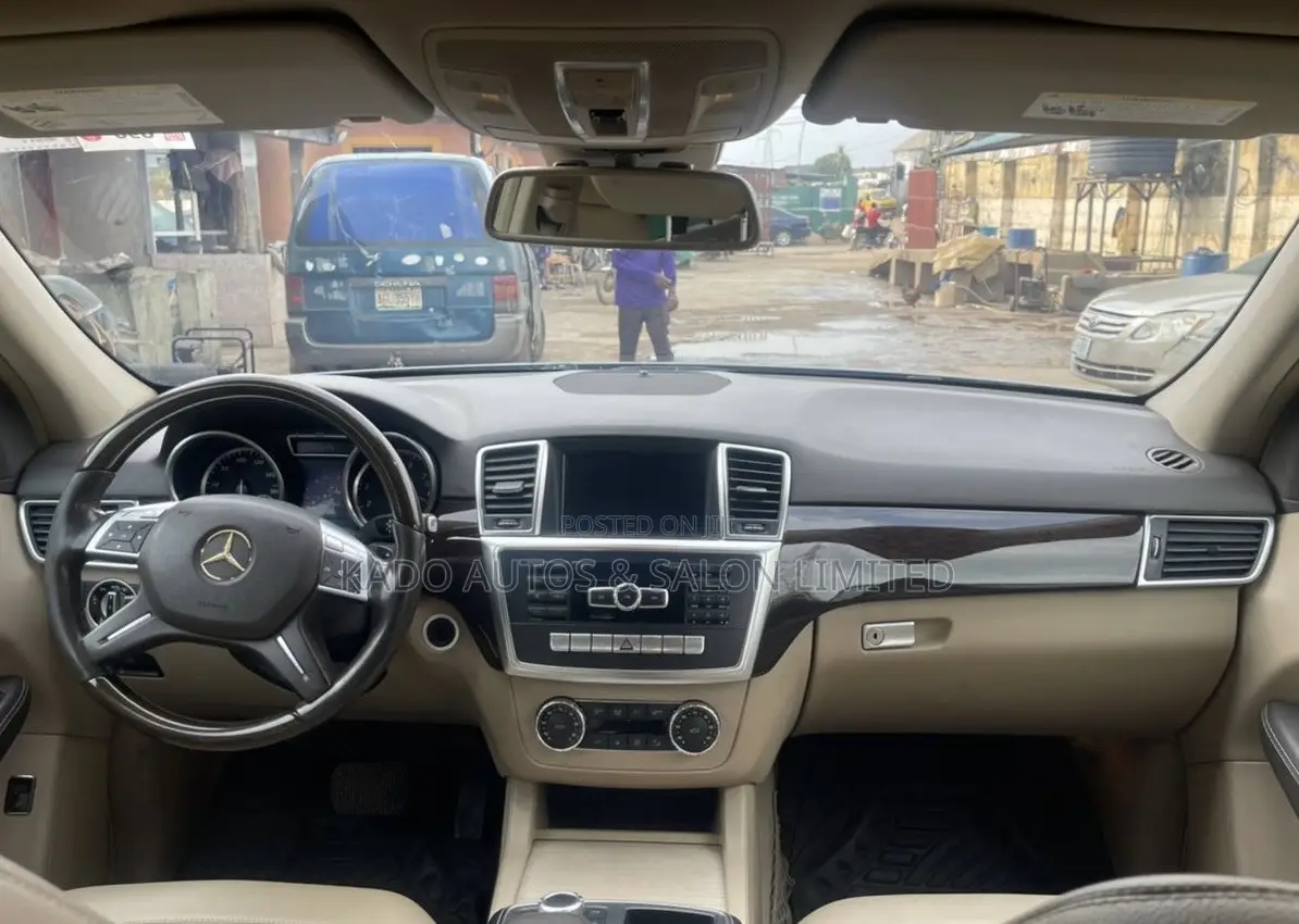 Mercedes-Benz M Class 2013 Gray