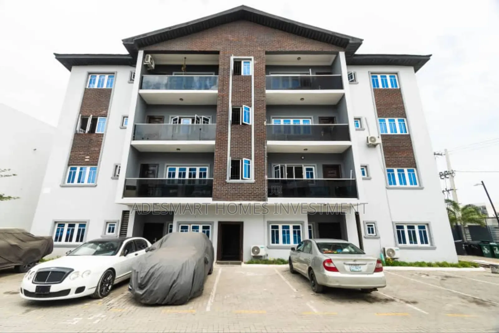 Furnished 3bdrm Apartment in Lekki Phase 1 for rent