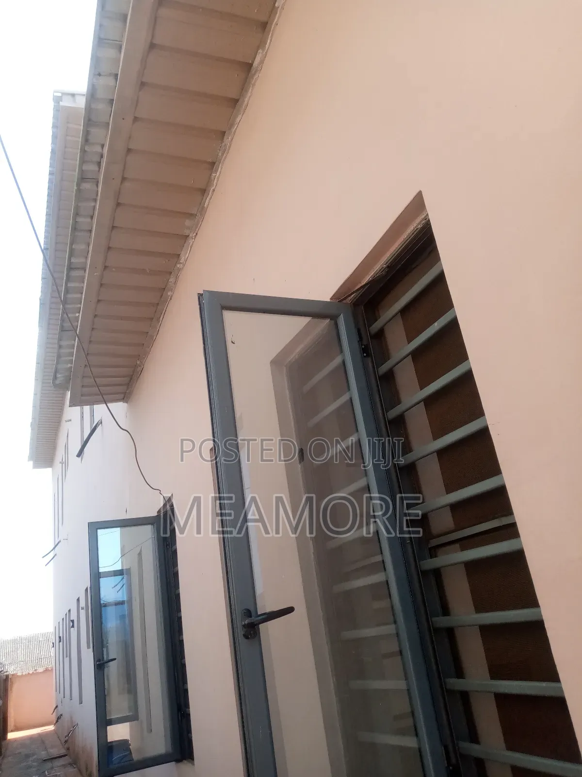 2bdrm Mansion in Uraka, Epe for rent