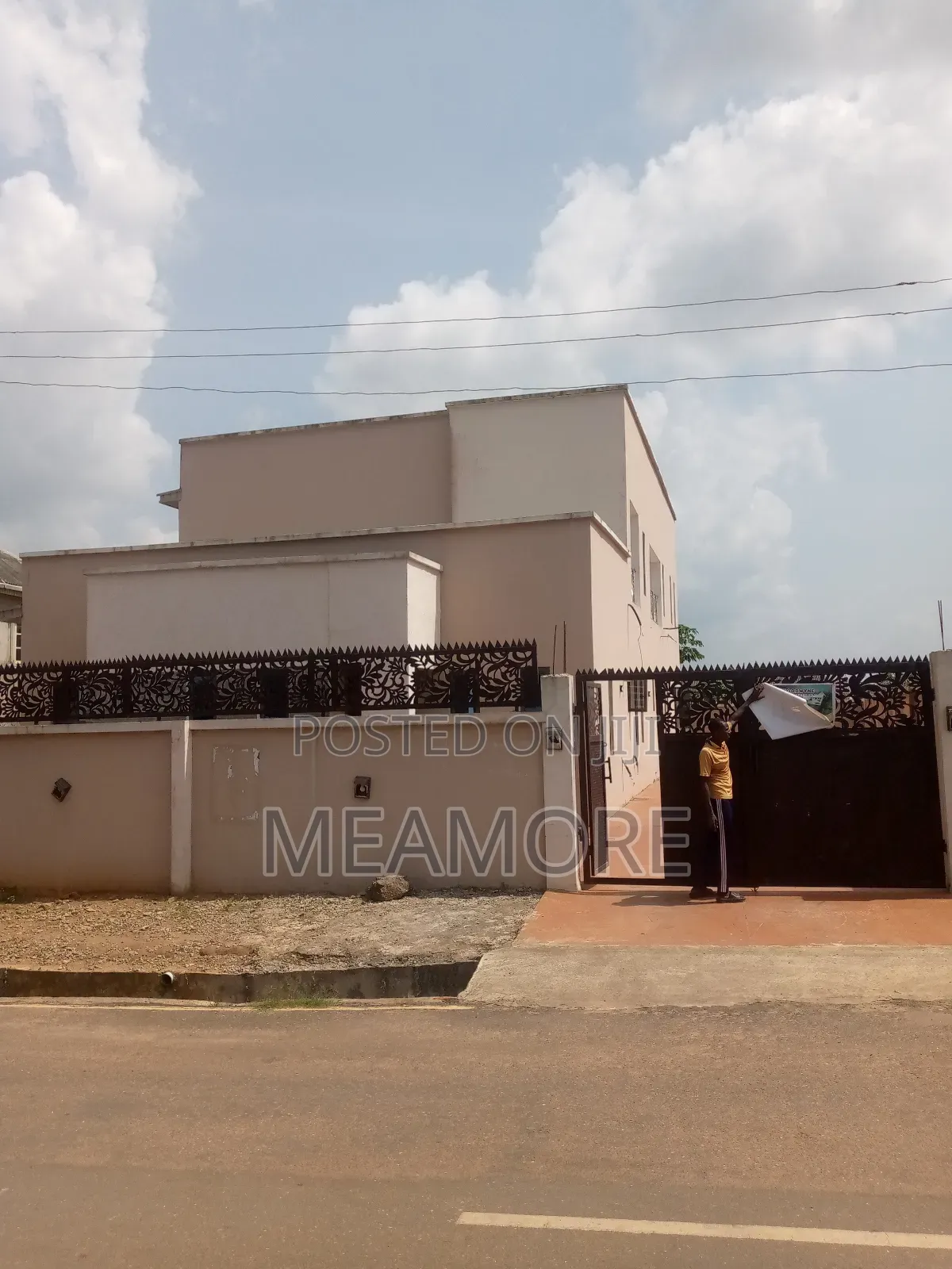 2bdrm Mansion in Uraka, Epe for rent