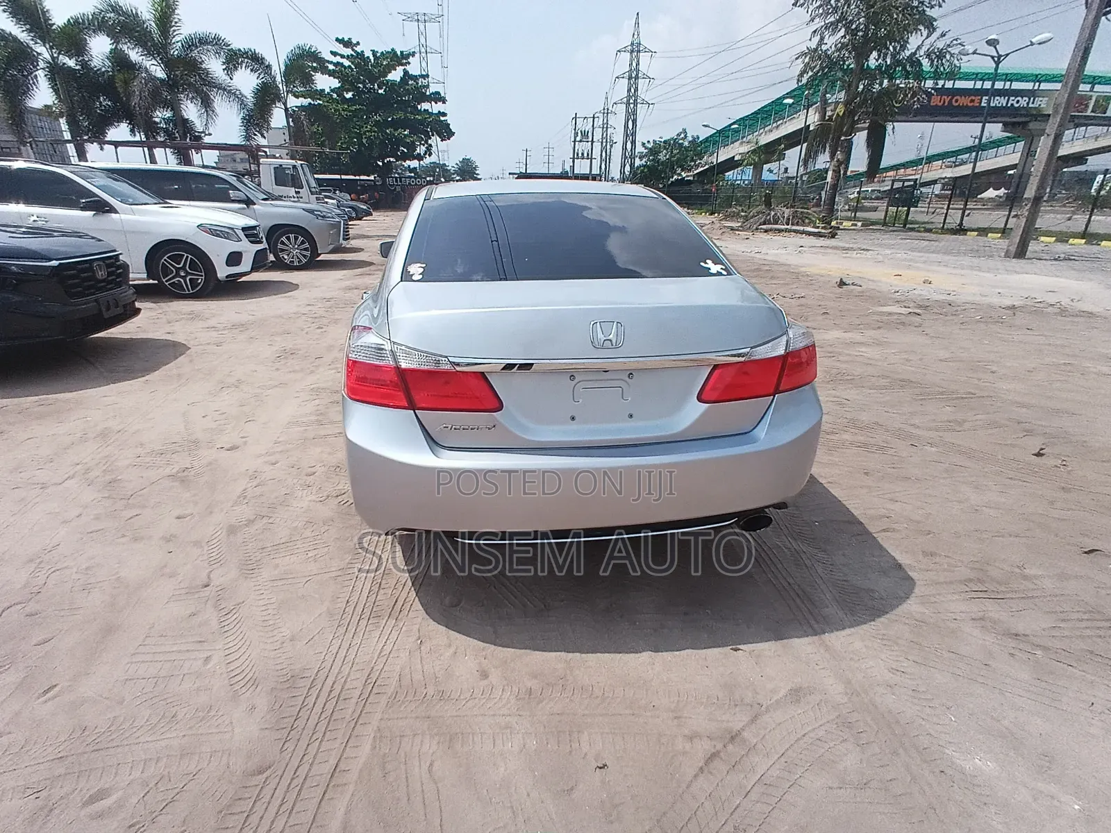 Honda Accord EX 4dr Sedan FWD (2.4L 4cyl 2A) 2013 Silver