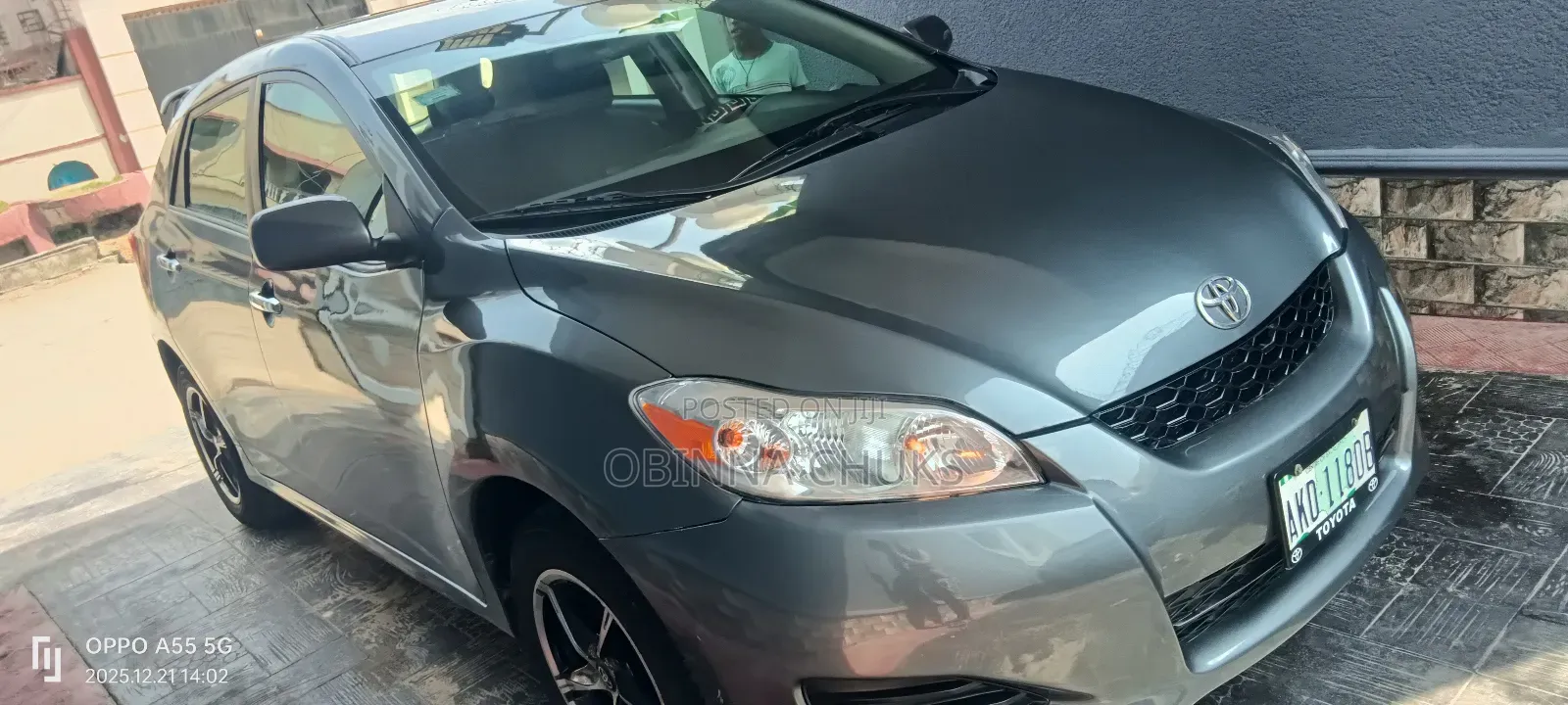Toyota Matrix S Hatchback AWD (2.4L 4cyl 4A) 2009 Gray