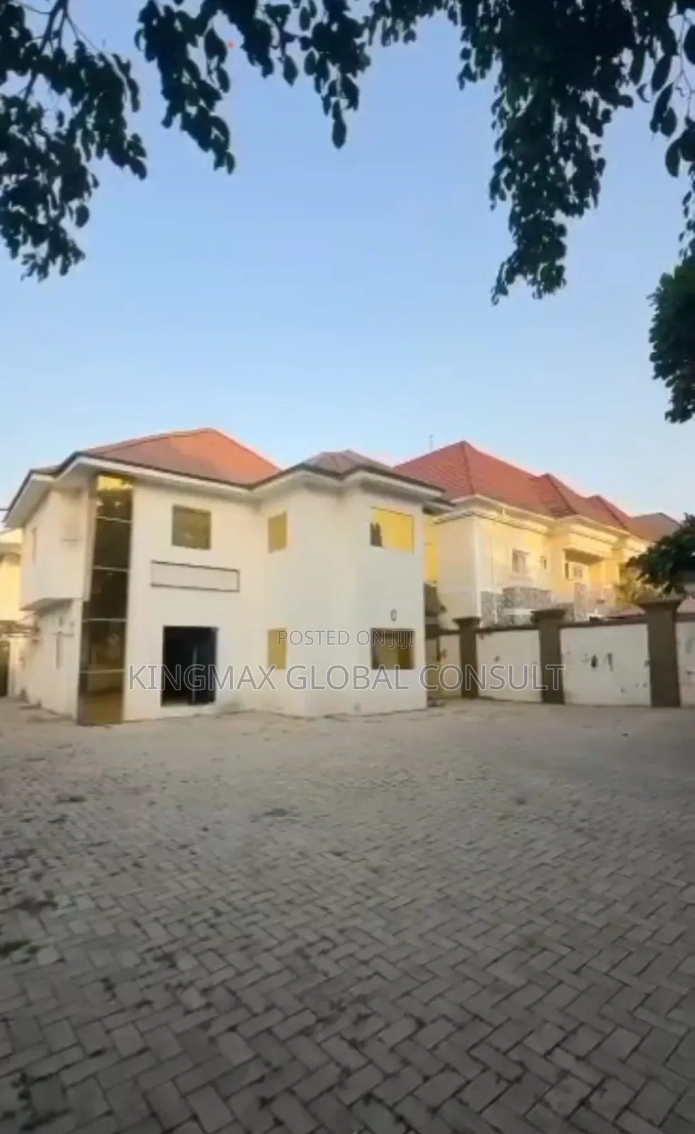 9bdrm Duplex in Wuse 2 for sale