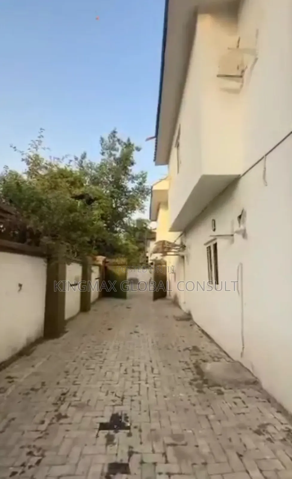 9bdrm Duplex in Wuse 2 for sale