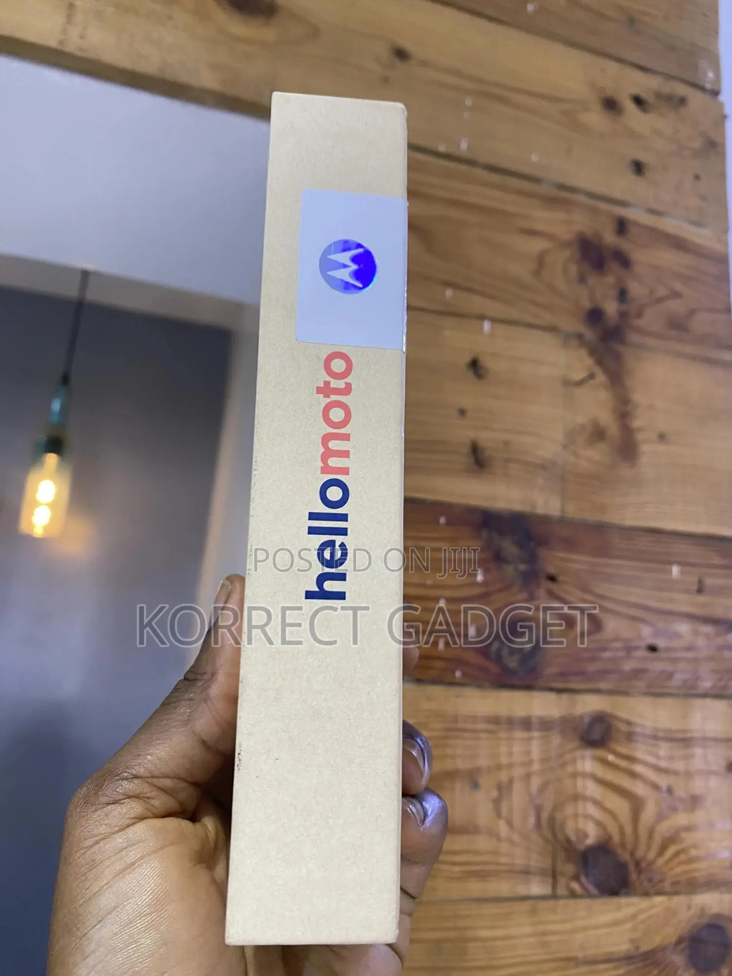 New Motorola Moto G (2024) 128 GB Orange