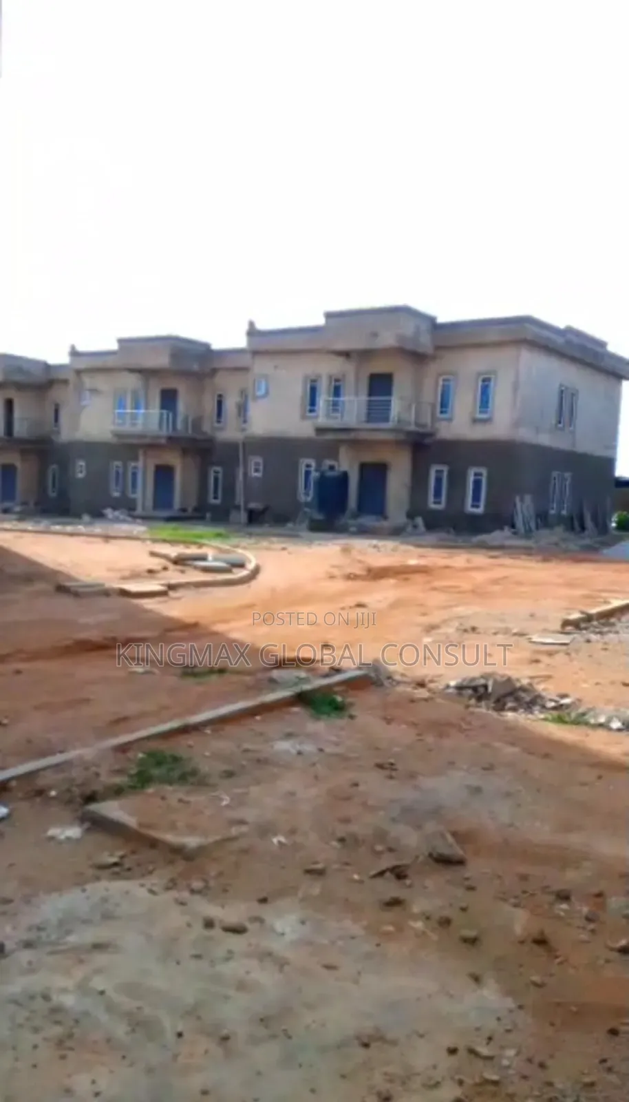 4bdrm Apartment in Lugbe Abuja for sale