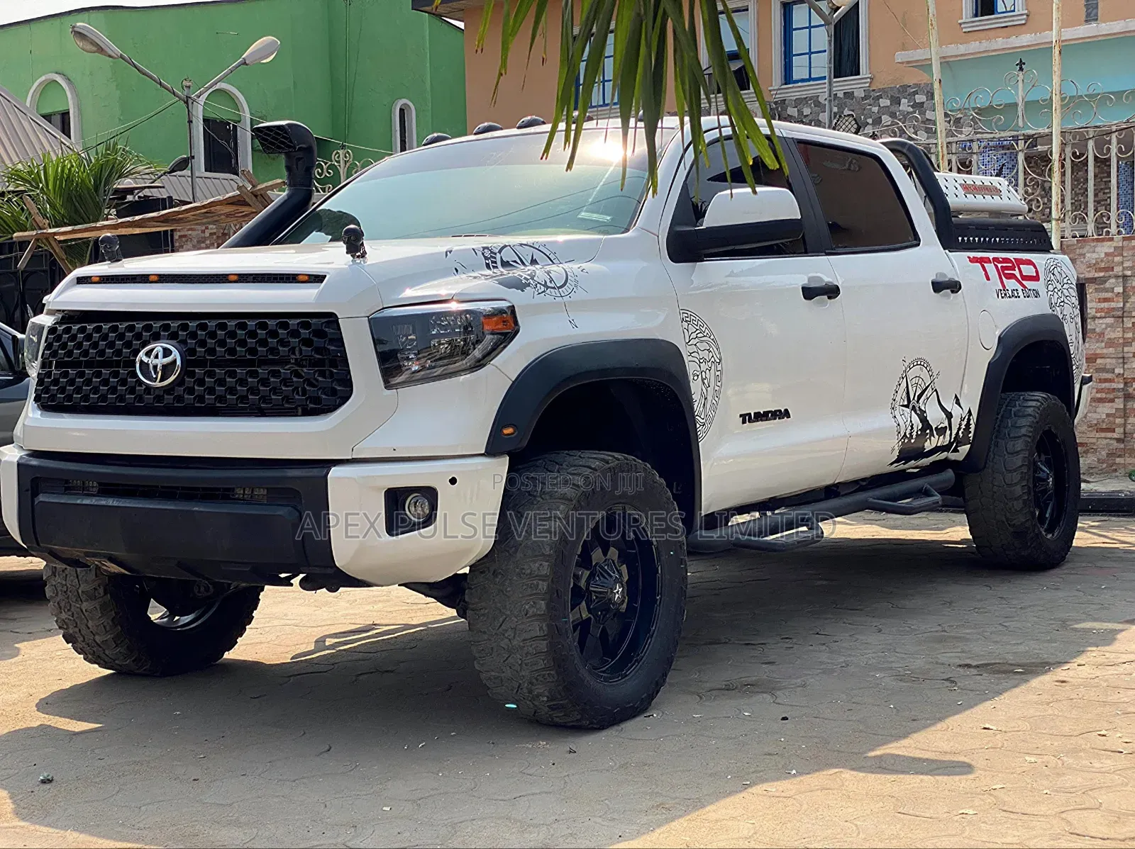 Toyota Tundra CrewMax Limited 5.7L 2012 White