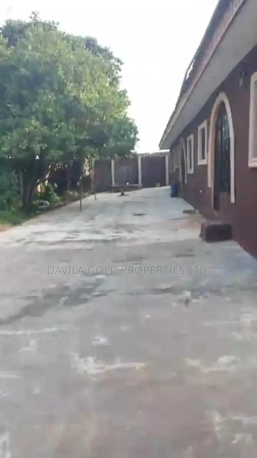 7bdrm Block of Flats in Benin City for sale