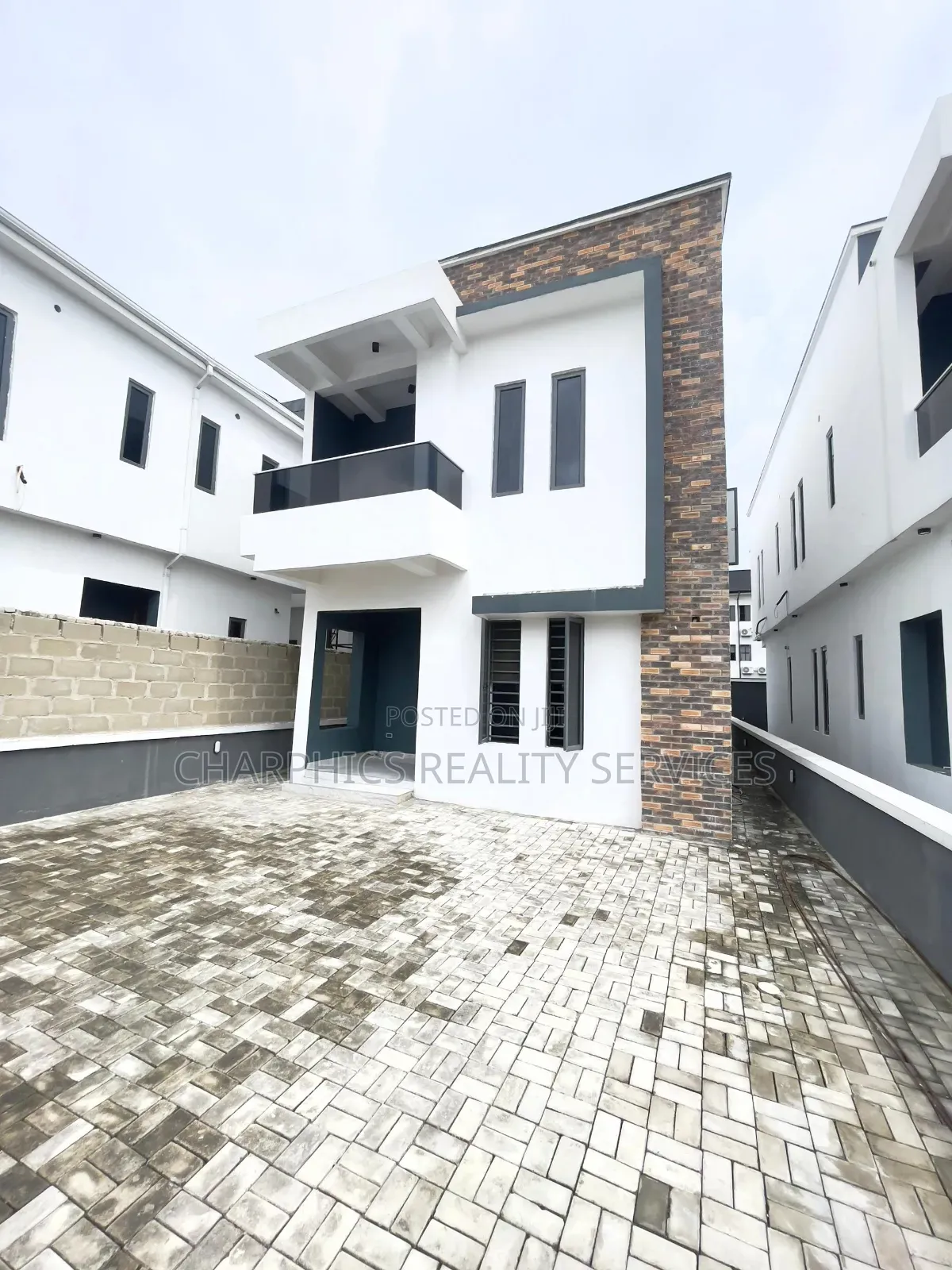 4bdrm Duplex in Ajah for sale