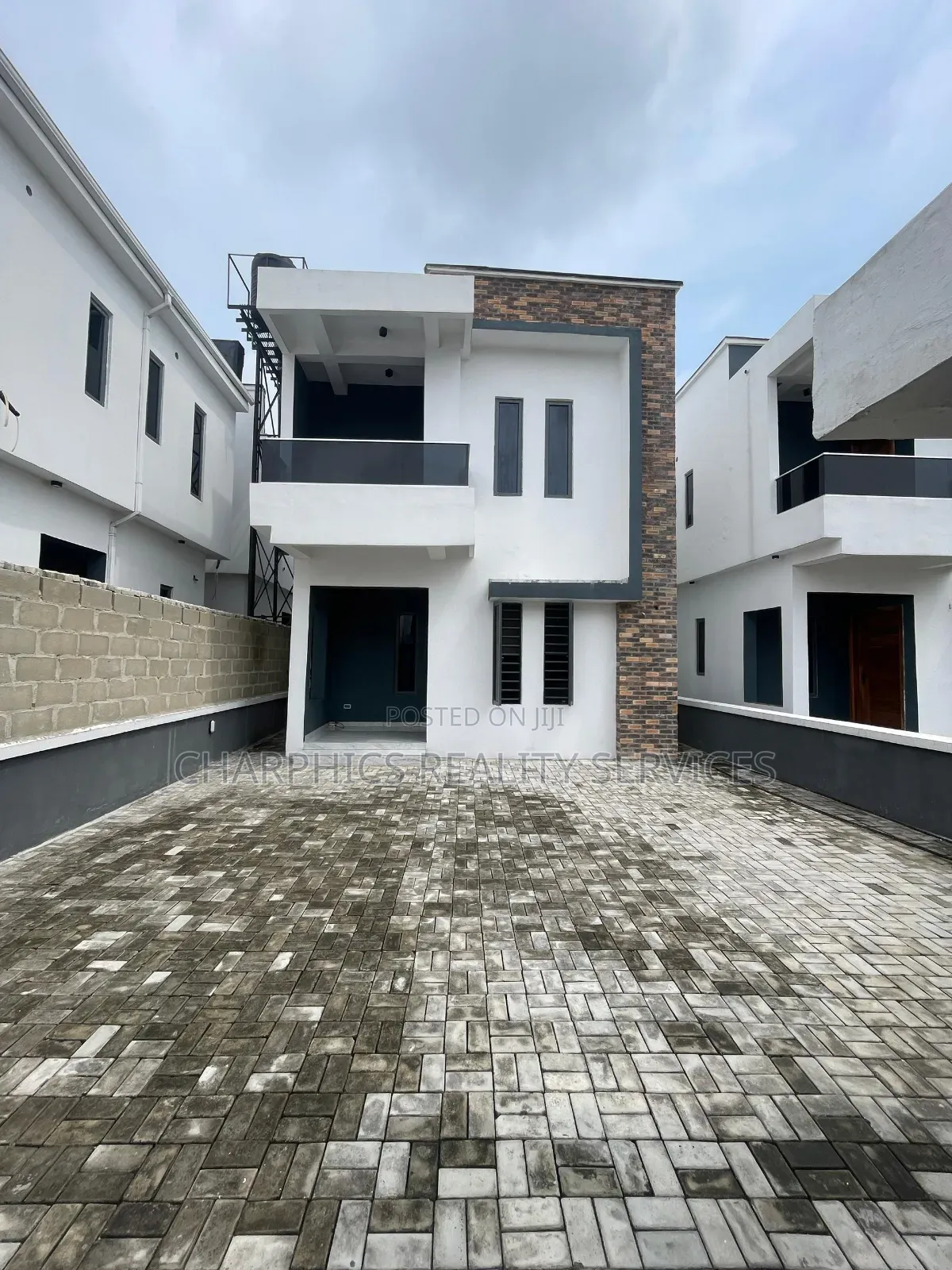 4bdrm Duplex in Ajah for sale