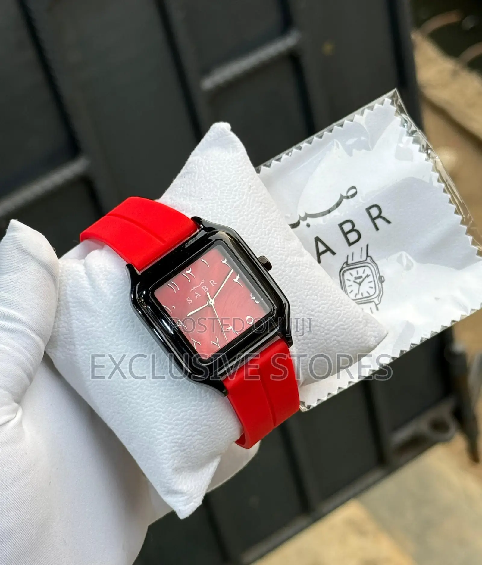 High Quality Sabr Rubber Watch