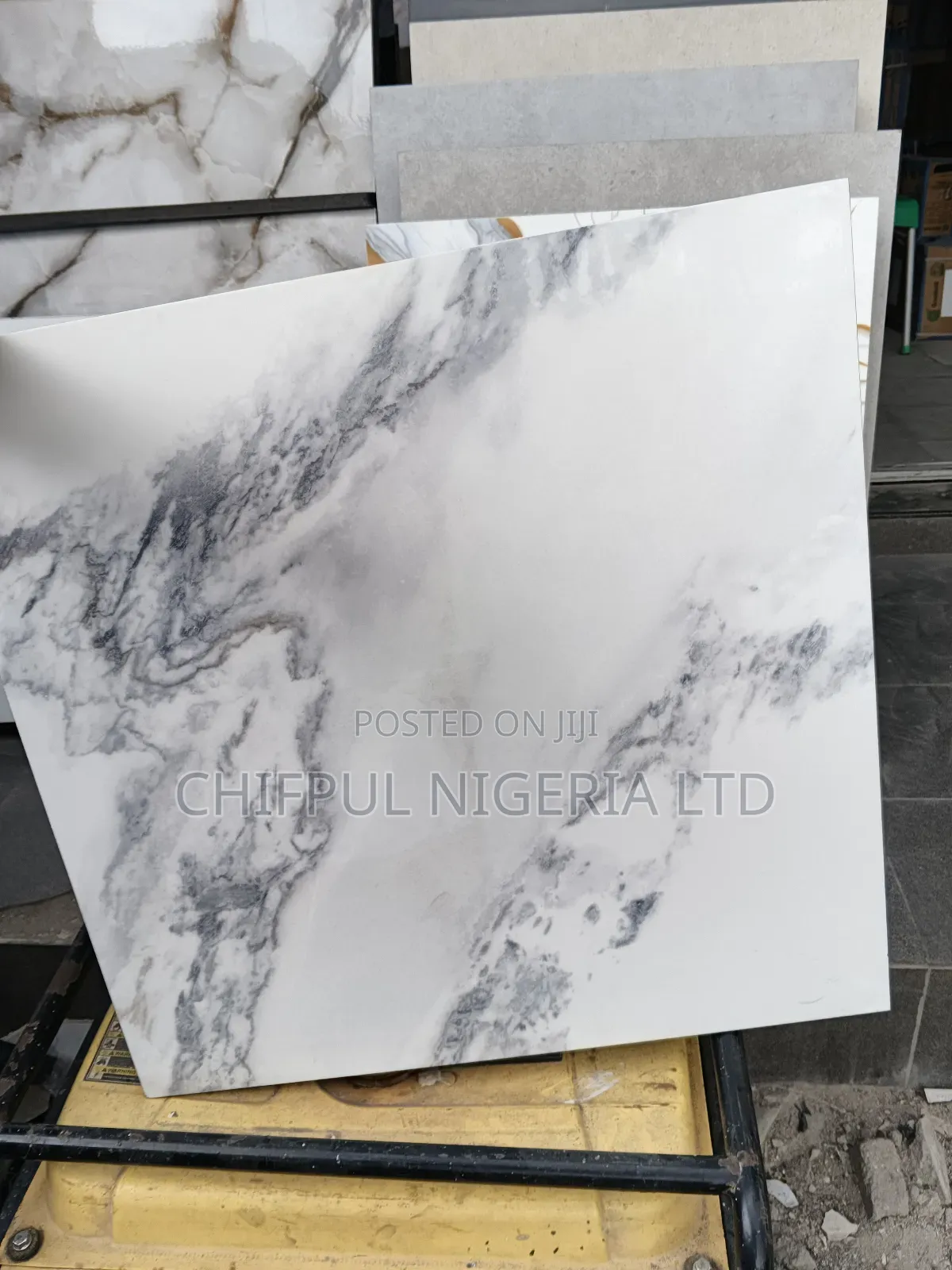 B.Q Pure White Porcelain Floor Tiles