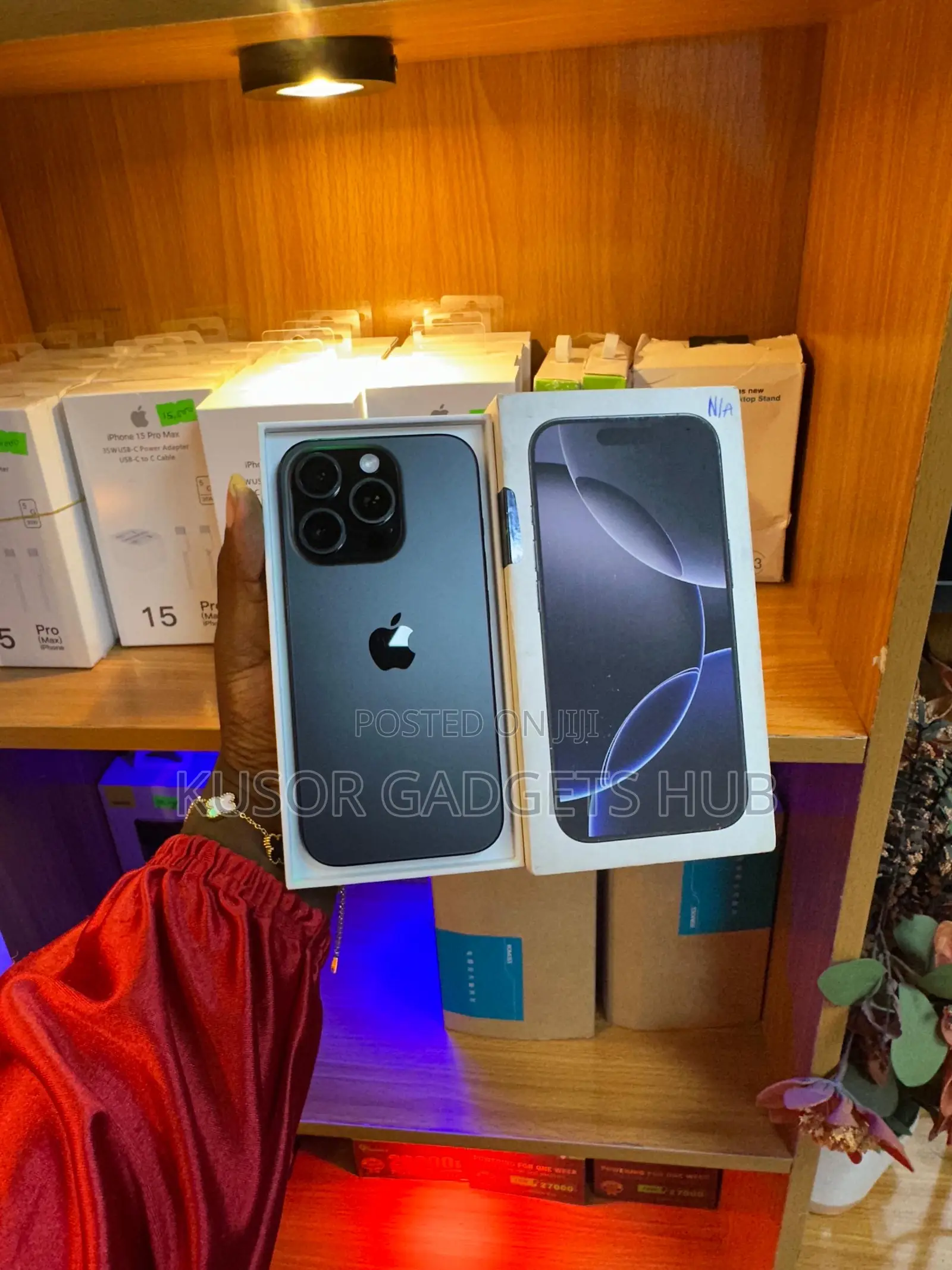 New Apple iPhone 16 Pro 256 GB Black