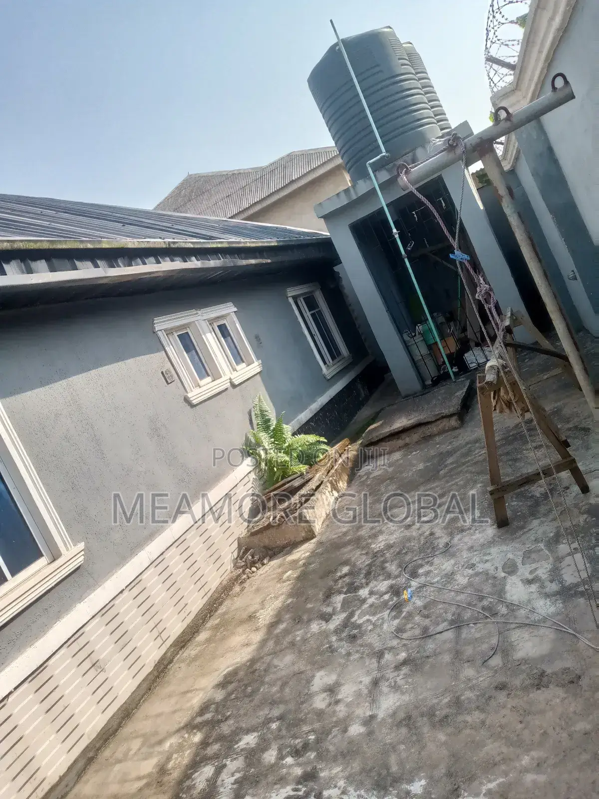 7bdrm House in Poka, Epe for sale