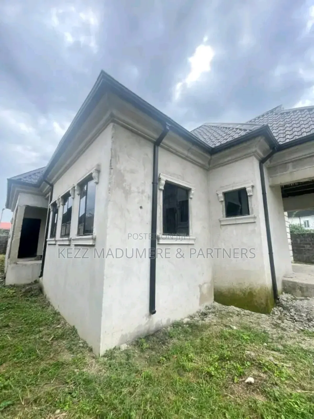4bdrm Bungalow in C4I Police By Check for sale