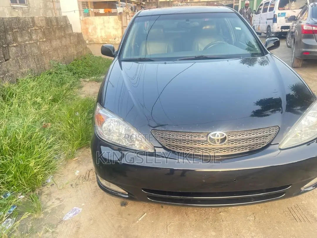 Toyota Camry XLE V6 4dr Sedan (3.0L 6cyl 4A) 2003 Black