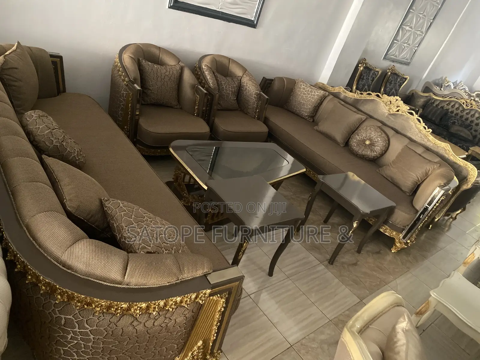 Quality Imported Royal Chair