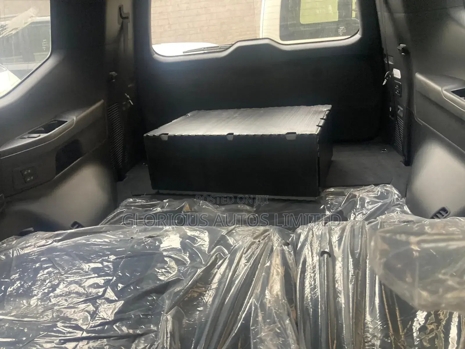 New Toyota Land Cruiser LC300 2025 Black