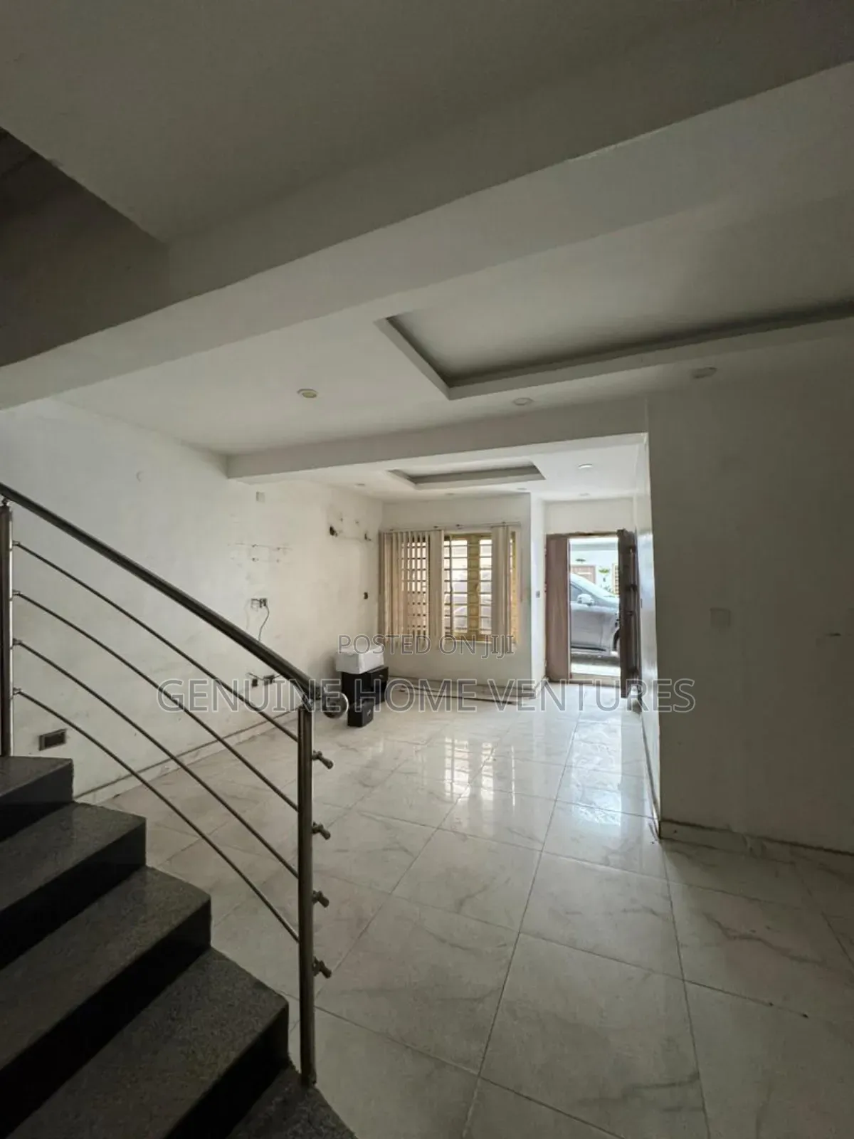 4bdrm Duplex in Surulere for sale